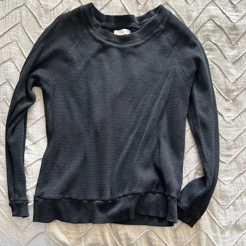 TNA dark grey waffle shirt